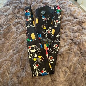 Warner Bros. Sylvester Mens #1 Dad tie. Black and Multicolor